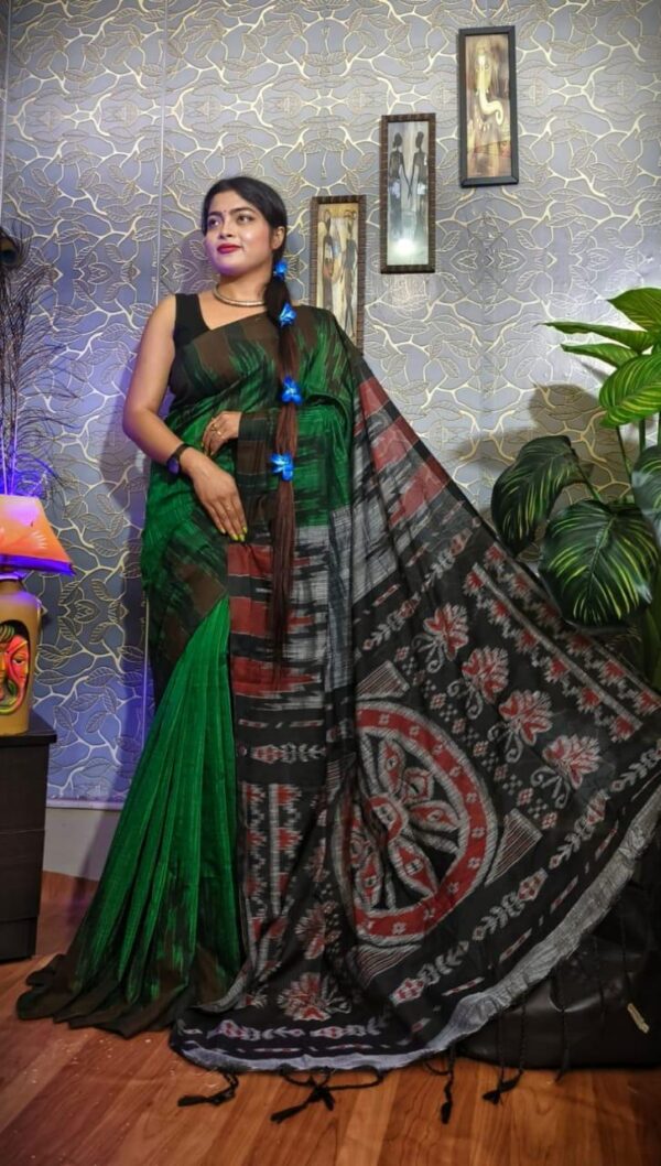Kotpad Charm – Earthy Tones in Organic Weaves